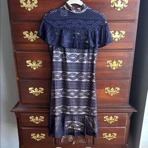 Elegant Navy Lace Dress